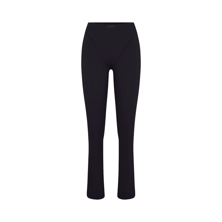 NikeSKIMS Matte High-Waisted V-Panel Straight Leggings "Obsidian"
