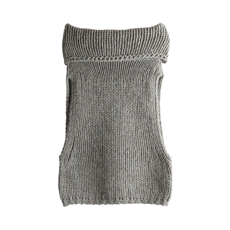 Amomento Hand Knitted Vest "Grey"