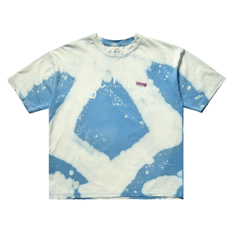A Good Soul Being Crystalized T-Shirt "Clouds"